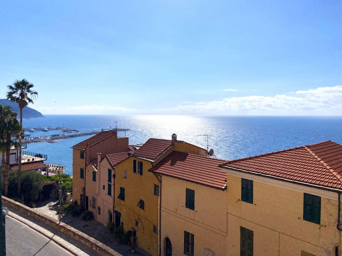 Appartement historique 6 pers. à Imperia, vue mer - Photo 2