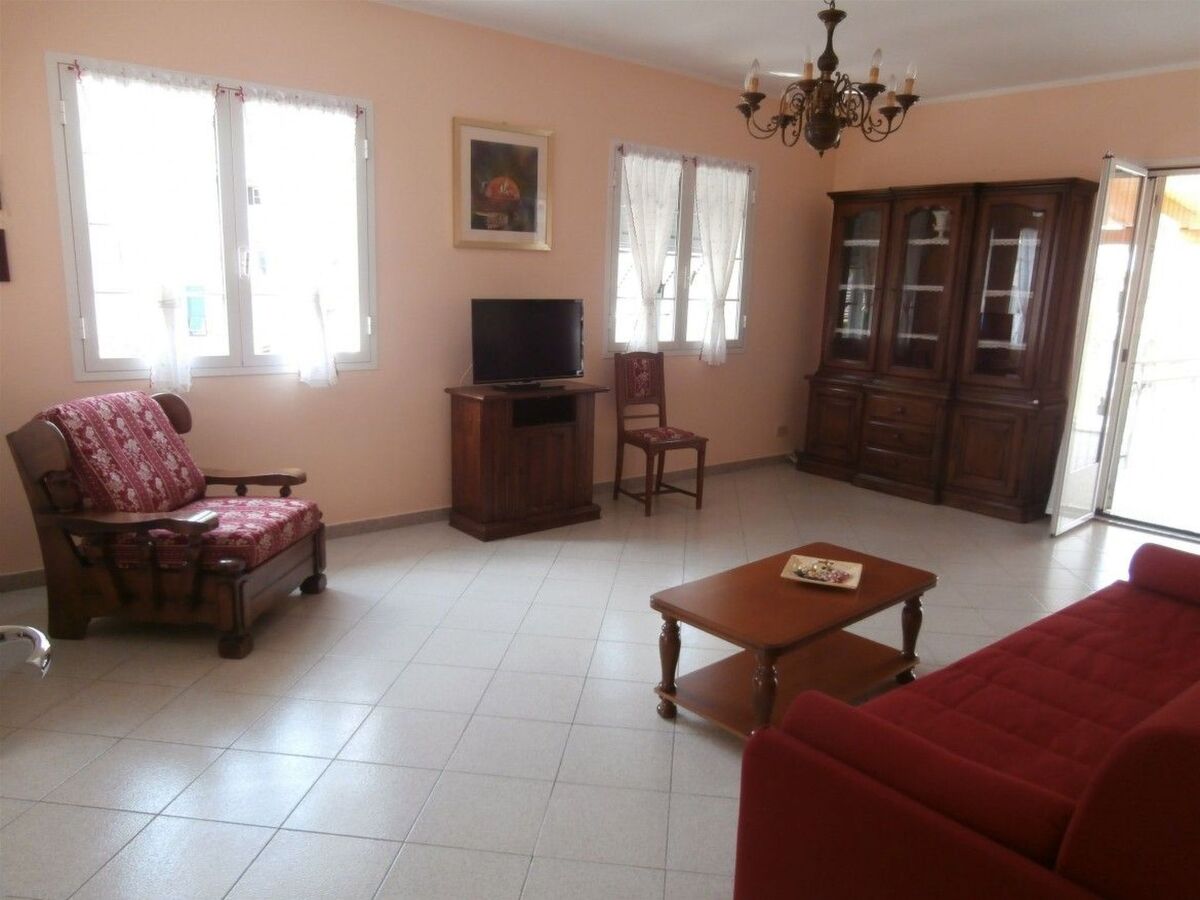 Villa indépendante Borgomaro, piscine privée, parking - Photo 7