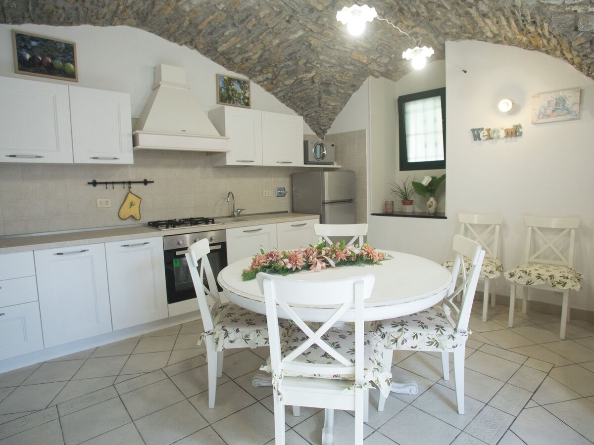 Appartement Diano San Pietro, plein nature avec jardin - Photo 3