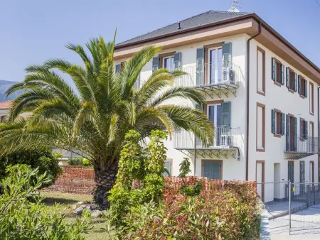 Location appartement à Borghetto Santo Spirito, Wohnung mit Balkon
