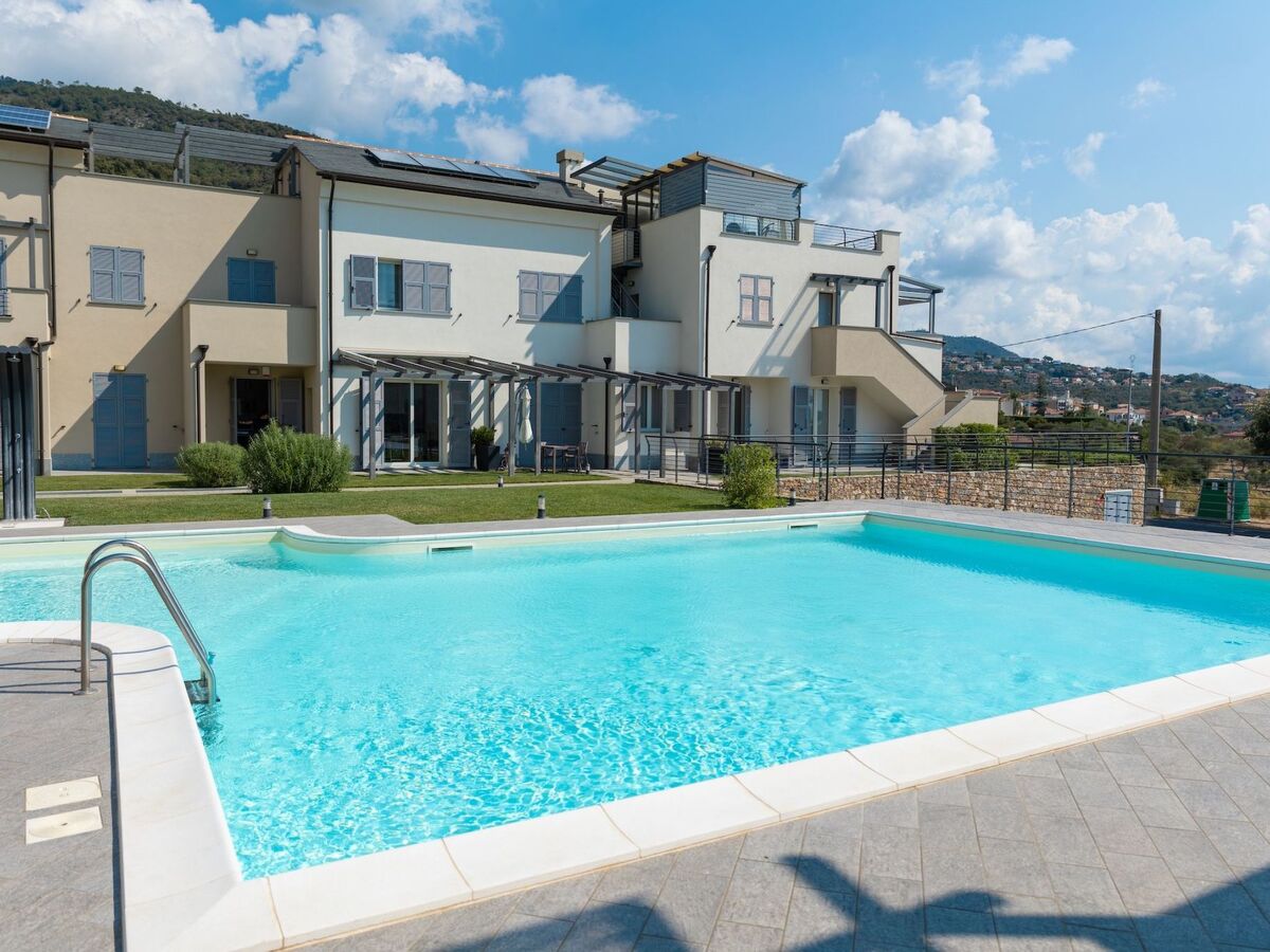 Perla Abernathy – Appartement 1 chambre, piscine et jardin - Photo 3