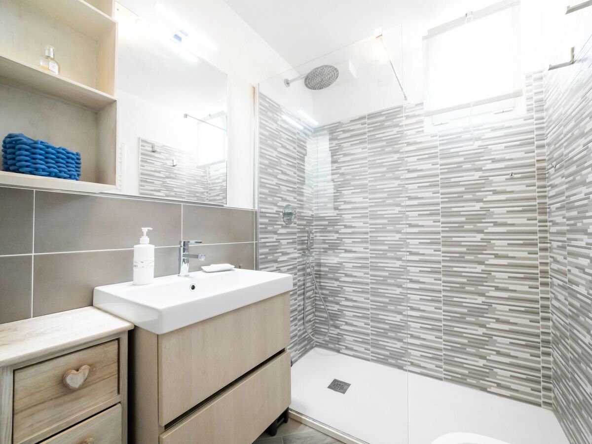 Perla Abernathy – Appartement 1 chambre, piscine et jardin - Photo 24