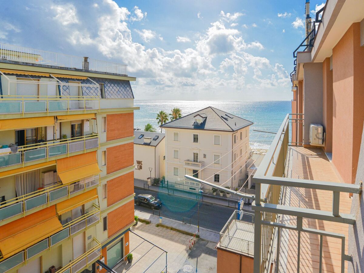 Studio avec balcon vue mer à Pietra Ligure - Photo 15