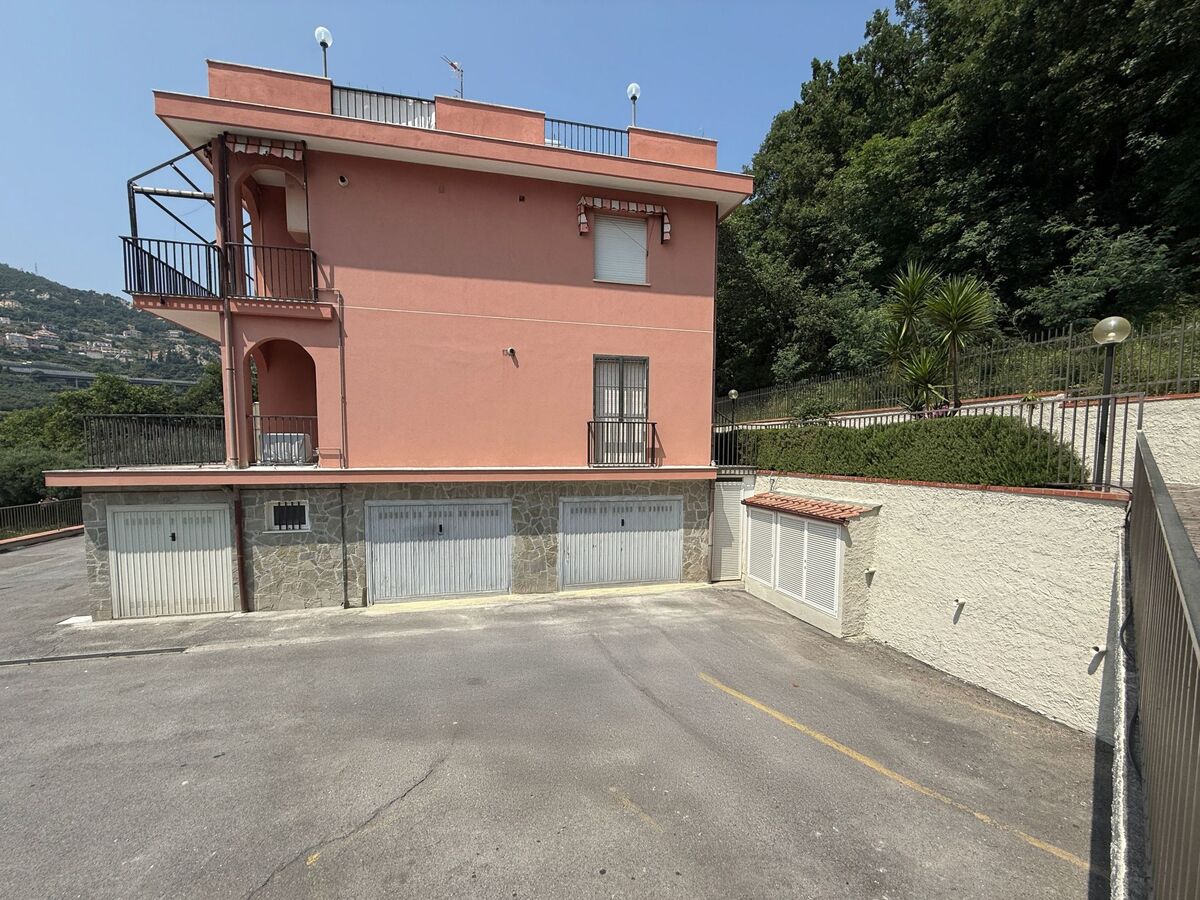 Studio Türkis avec terrasse à Pietra Ligure - Photo 2