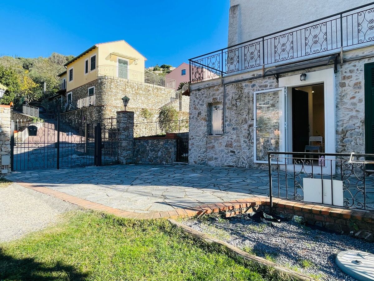 Casa Ninetta, studio avec jardin à Finale Ligure - Photo 21