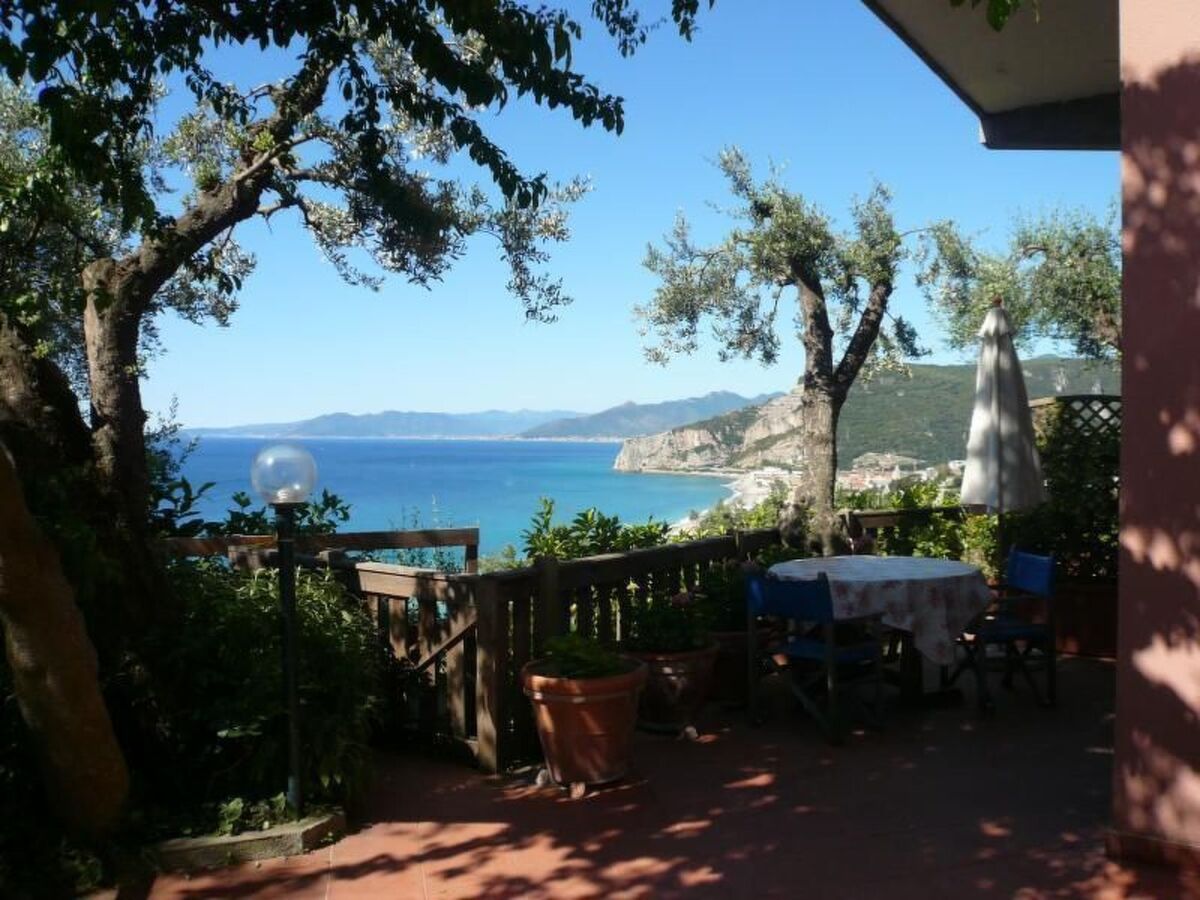 Appartement 2 chambres avec terrasse couverte à Finale Ligure - Photo 8