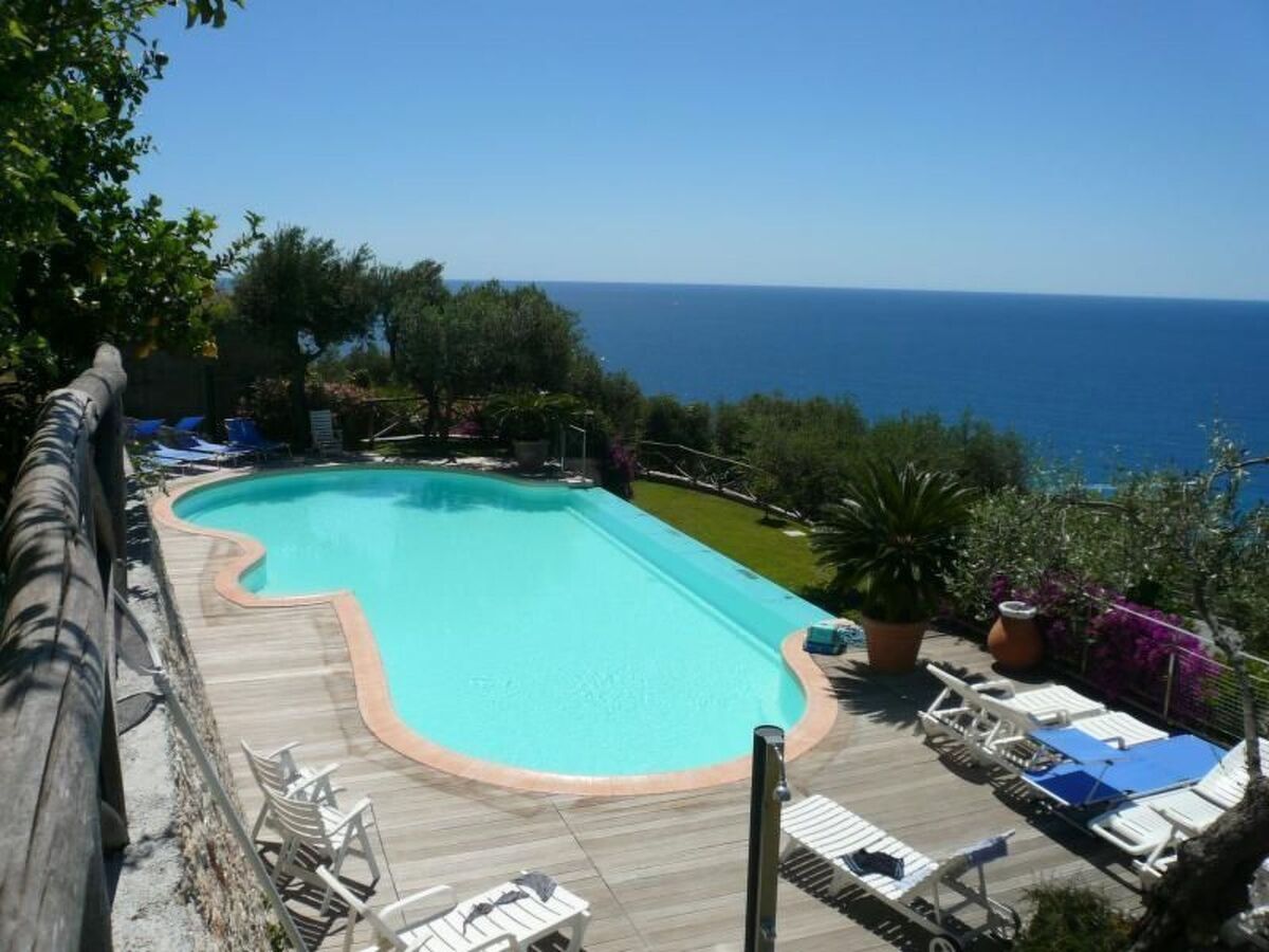 Appartement vue mer à Finale Ligure, 250m de la côte - Photo 9