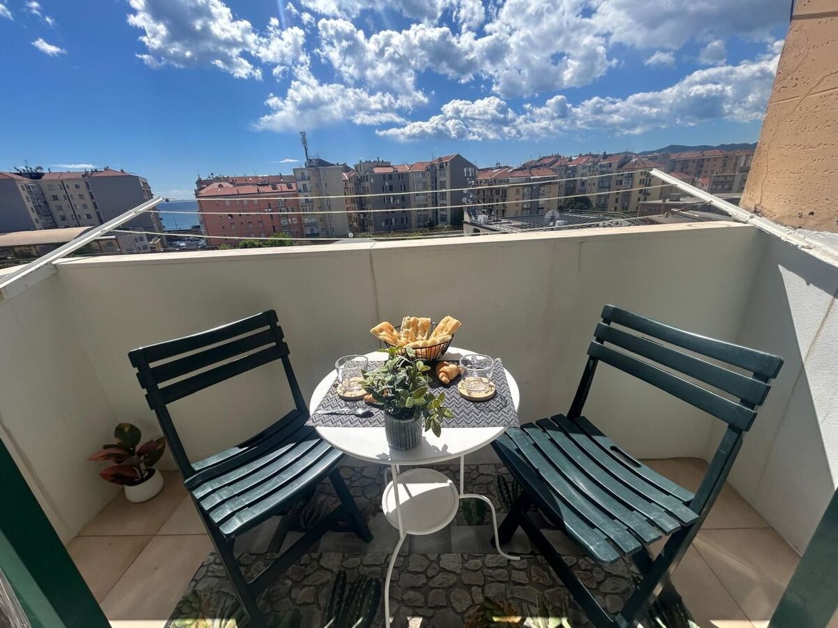 Il Cielo Con Un Dito, appartement vue mer à Savona - Photo 2