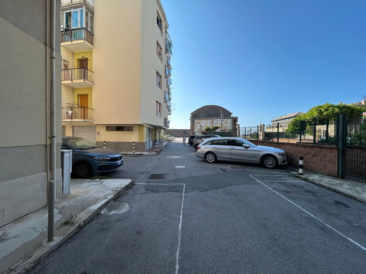 Appartement Fornaci, 50m de la mer à Savona - Photo 11