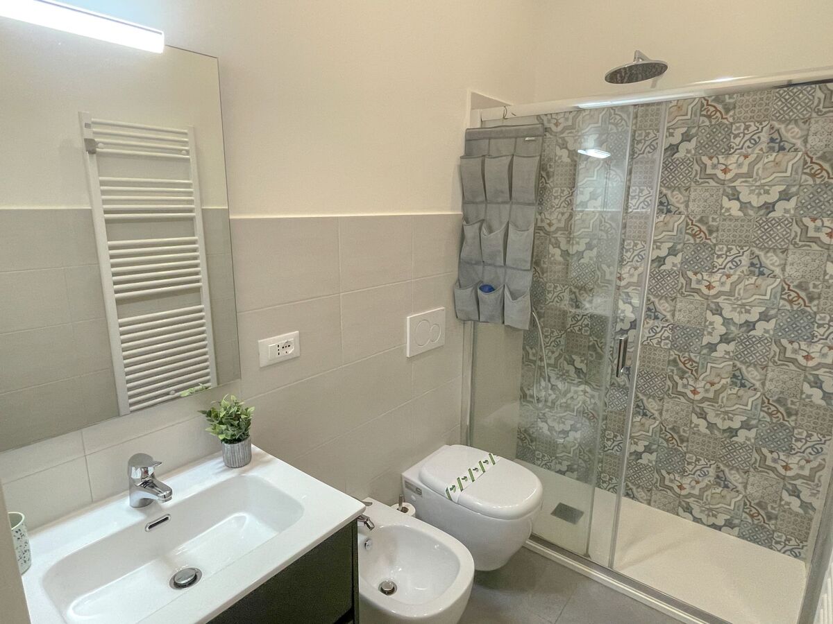 Appartement récemment rénové au cœur de Savona - Photo 10