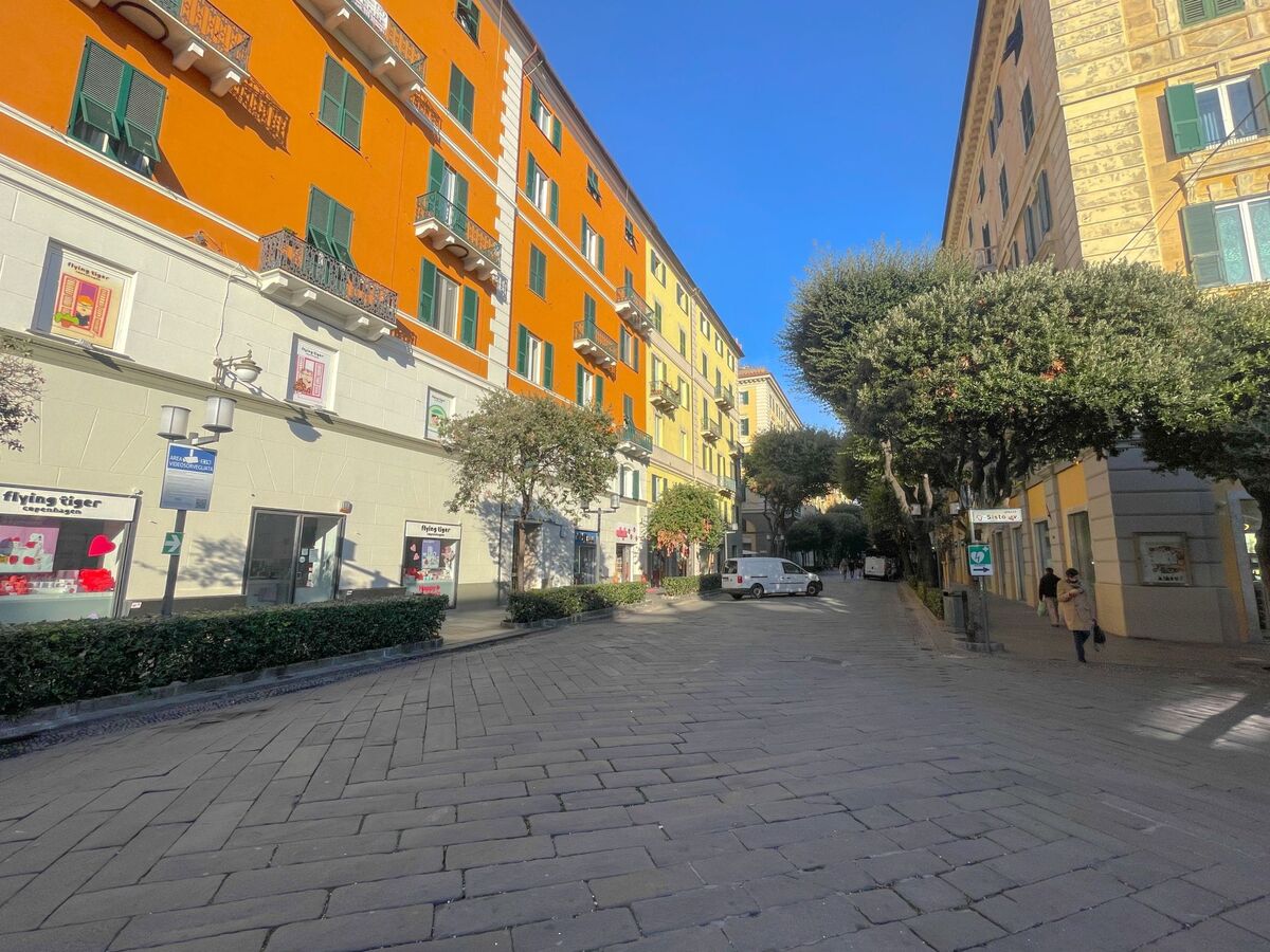 Appartement récemment rénové au cœur de Savona - Photo 12