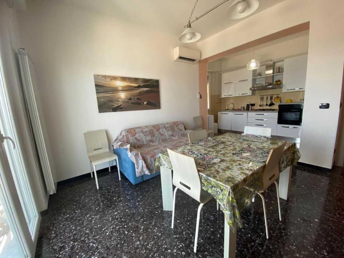Apartment Arcobaleno à Albisola, vue mer et terrasse - Photo 4