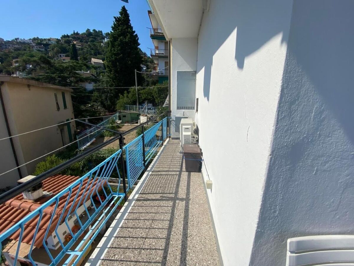 Apartment Arcobaleno à Albisola, vue mer et terrasse - Photo 28