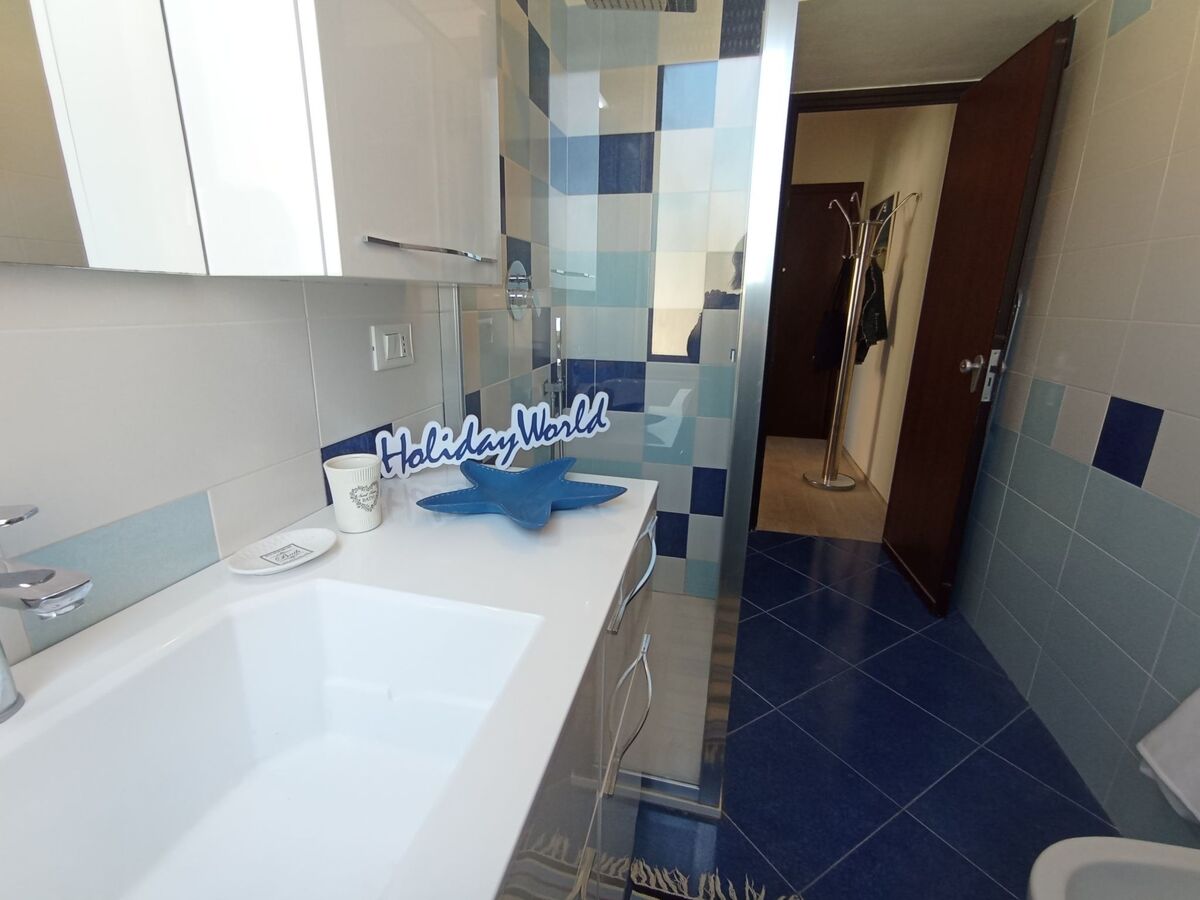 Appartement Blu Cogo, à 300 m de la plage à Cogoleto - Photo 12
