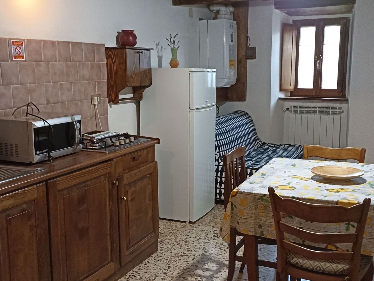 Appartement 46 m² à 800 m, vue montagne à Pescorocchiano - Photo 17