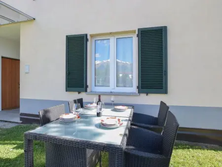 Appartement avec jardin et piscine à Domaso : photo 32