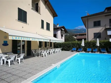 Appartement vue lac à Domaso, piscine & jardin : photo 17