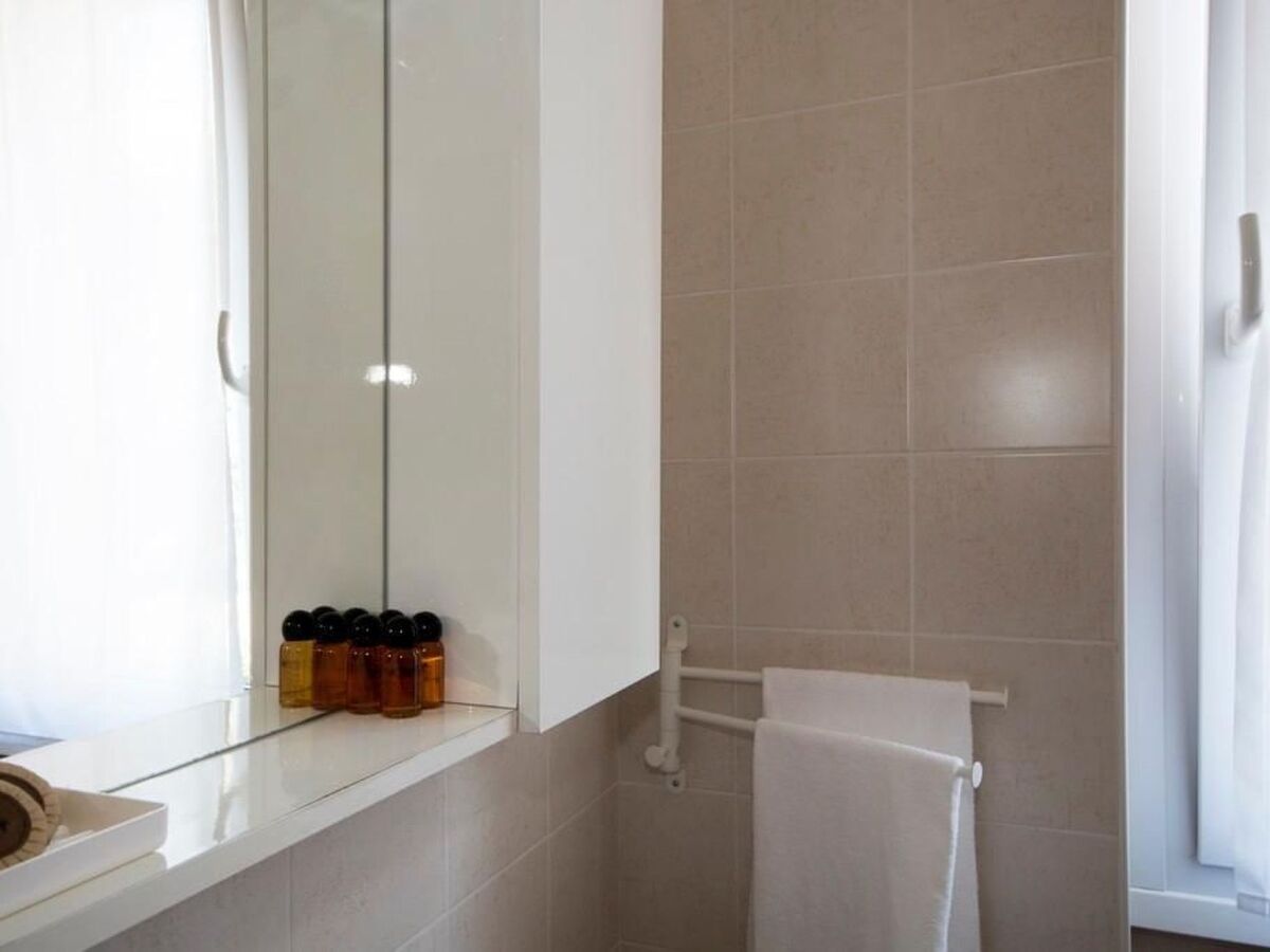 Appartement Domaso, 1 chambre, jardin et 2 parkings - Photo 10