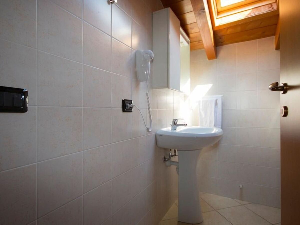 Appartement 2 pièces avec piscine à 250 m du lac - Photo 13