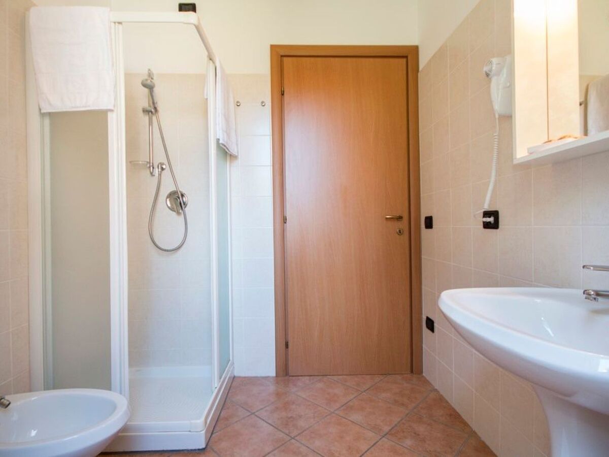Appartement 1 chambre à Domaso avec parking privé et piscine - Photo 8