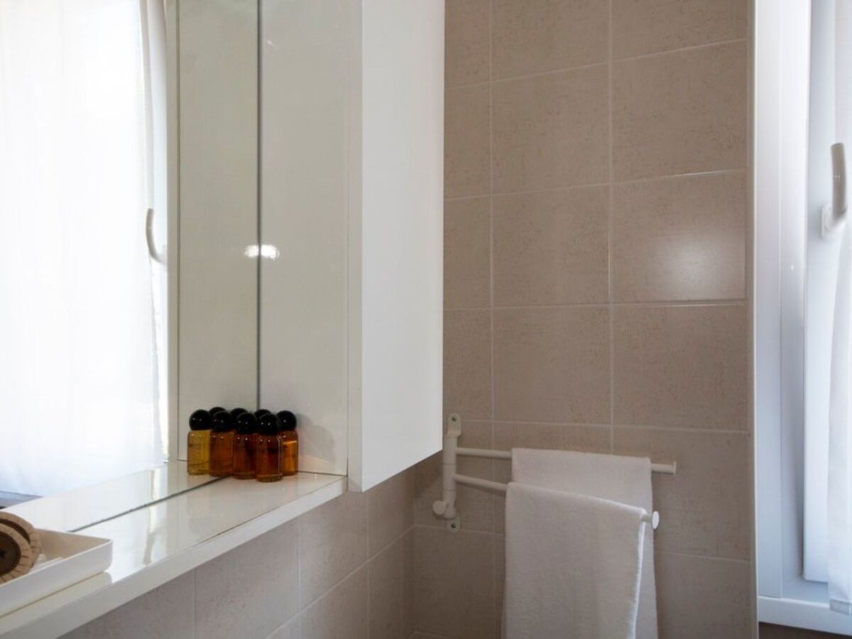 Appartement 1 chambre à Domaso avec parking privé et piscine - Photo 12