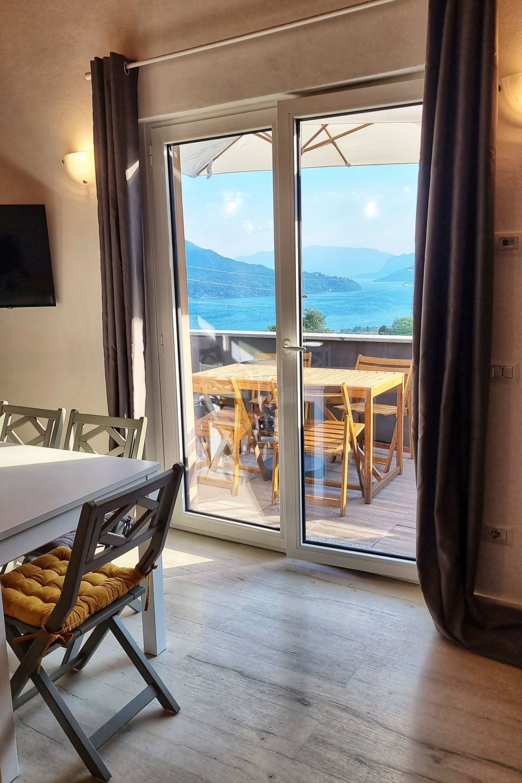 Appartement Rest and View - Vercana, vue lac et terrasse - Photo 4