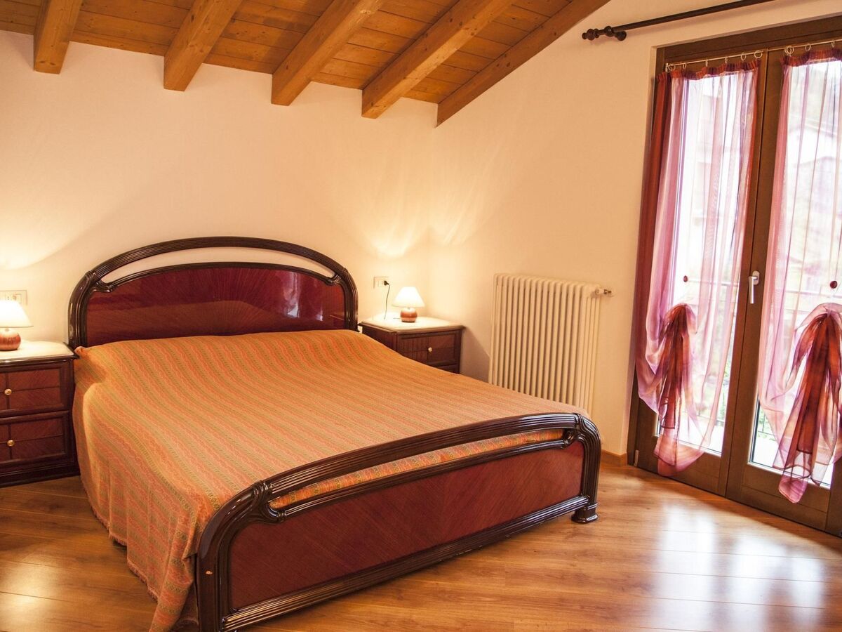 Mansarda Spaziosa, 70 m² vue Como à Vercana - Photo 5