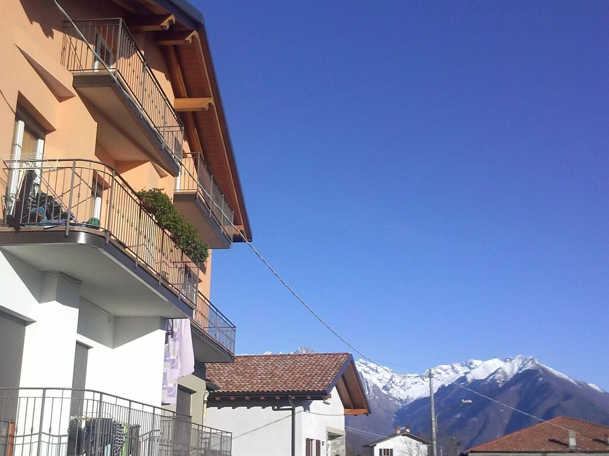 Mansarda Spaziosa, 70 m² vue Como à Vercana - Photo 11