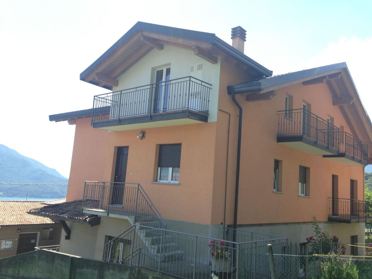 Mansarda Spaziosa, 70 m² vue Como à Vercana - Photo 14