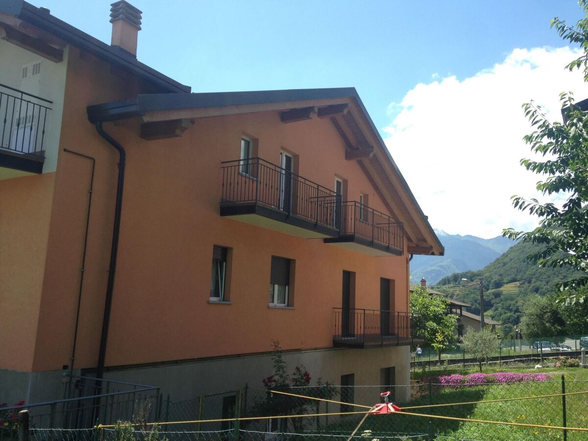 Mansarda Spaziosa, 70 m² vue Como à Vercana - Photo 15