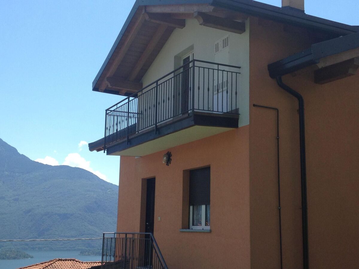 Mansarda Spaziosa, 70 m² vue Como à Vercana - Photo 18