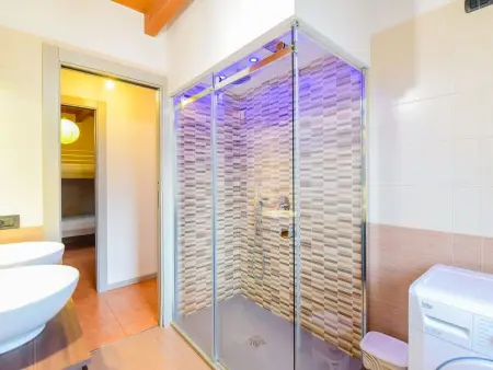 Maison Valbrona : piscine, jacuzzi et sauna privés - Photo 15