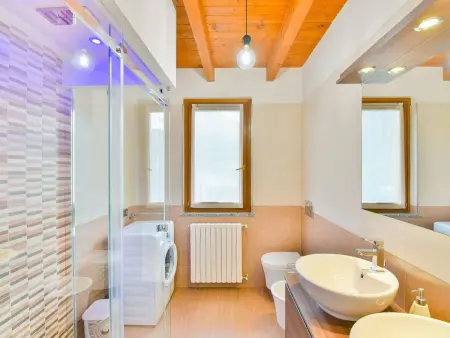 Maison Valbrona : piscine, jacuzzi et sauna privés - Photo 16