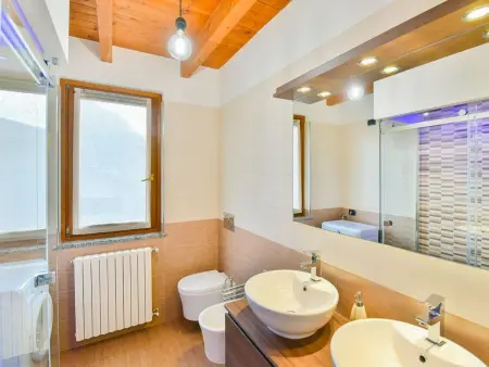 Maison Valbrona : piscine, jacuzzi et sauna privés - Photo 17