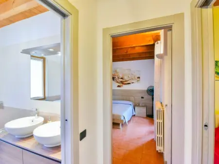 Maison Valbrona : piscine, jacuzzi et sauna privés - Photo 18