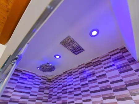 Maison Valbrona : piscine, jacuzzi et sauna privés - Photo 30