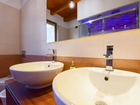 Maison Valbrona : piscine, jacuzzi et sauna privés - Photo 34