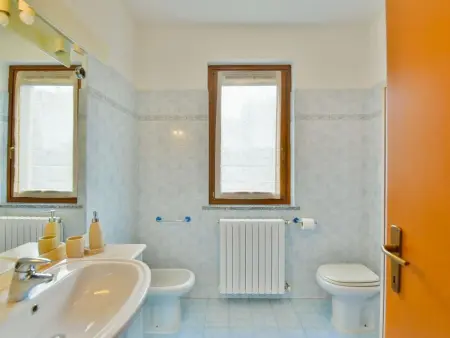 Maison Valbrona : piscine, jacuzzi et sauna privés - Photo 40