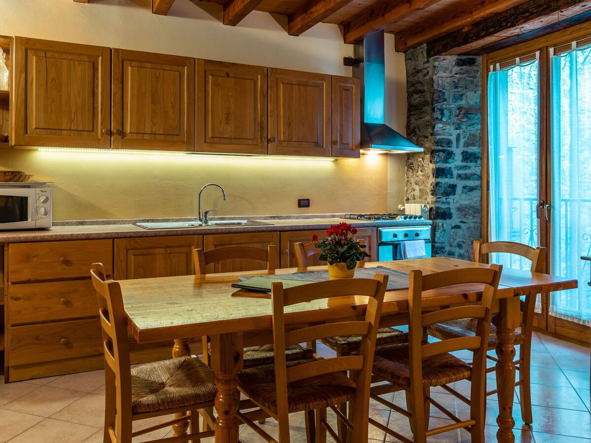 Appartement médiéval 3 étages à Fonteno, 6 personnes - Photo 2