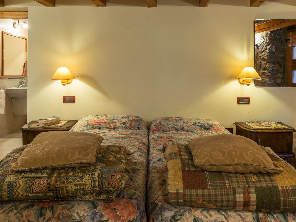 Appartement médiéval 3 étages à Fonteno, 6 personnes - Photo 21