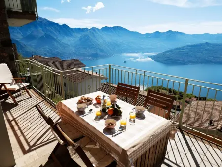 Location appartement à Fonteno, Cezanne