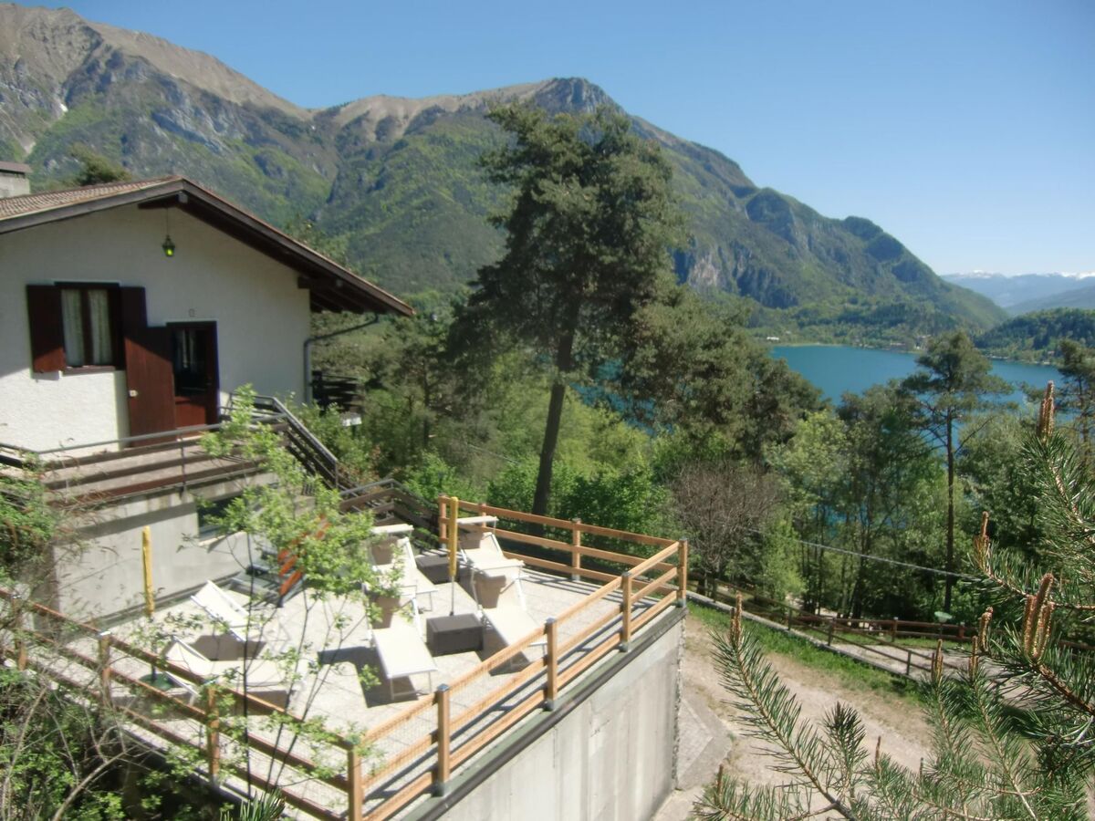 Ambra D – Appart. 75m² vue lac, 2 ch., Bezzecca - Photo 1
