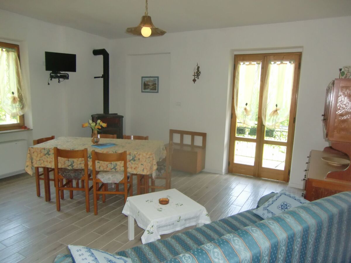 Appartement 6 pers. avec jardin privé à Bezzecca - Photo 4