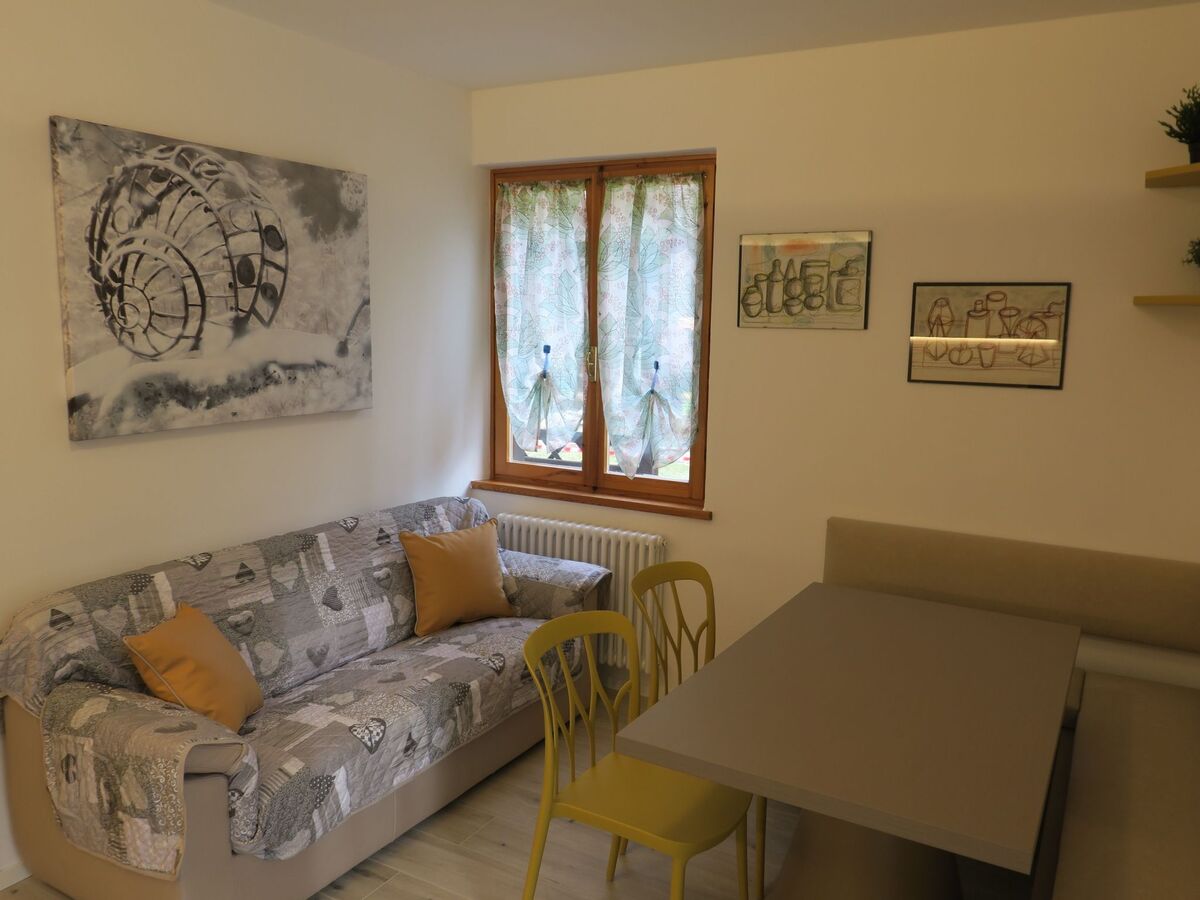 Appartement rez-de-chaussée avec jardin privé à Bezzecca - Photo 7