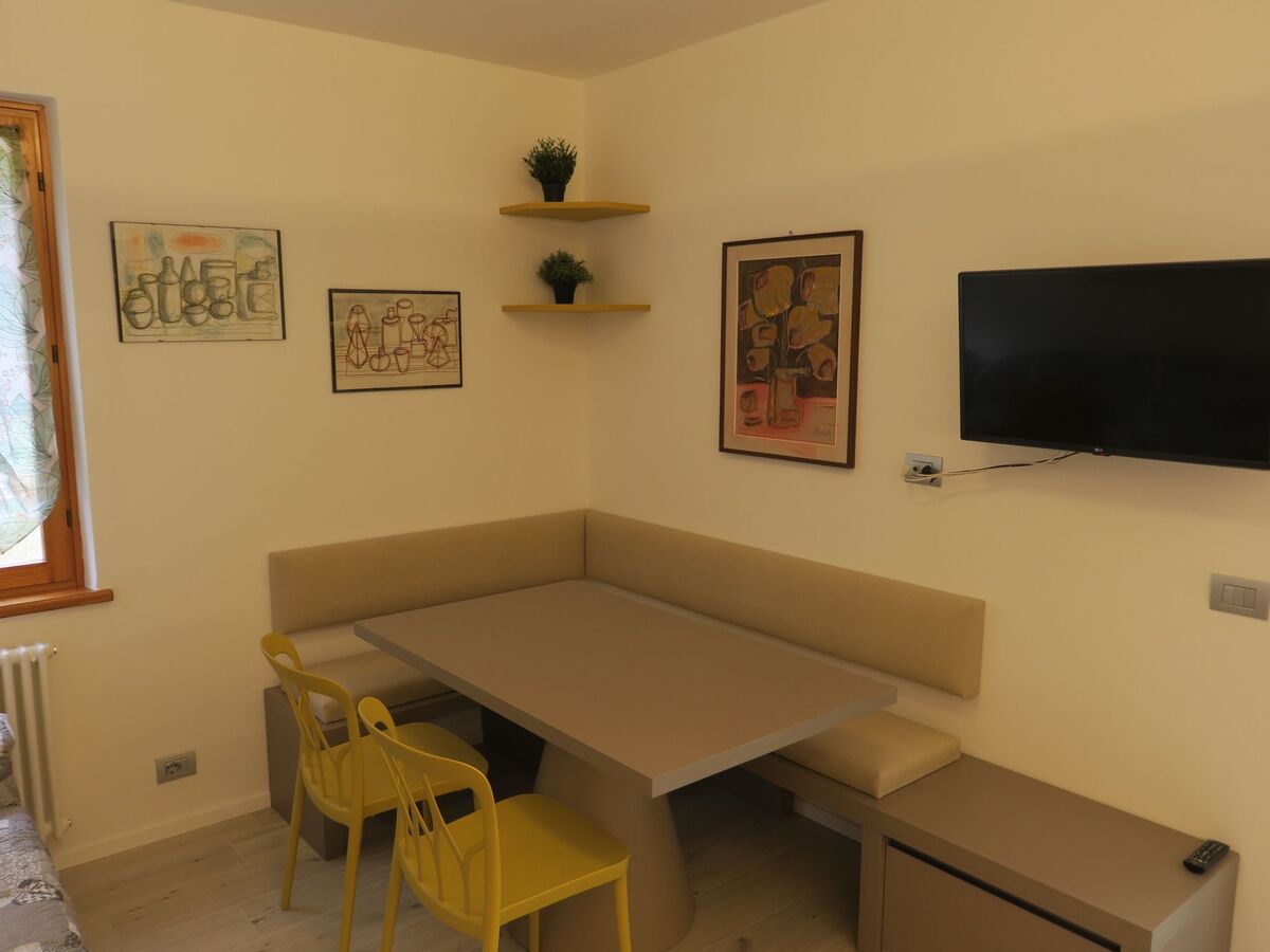 Appartement rez-de-chaussée avec jardin privé à Bezzecca - Photo 8