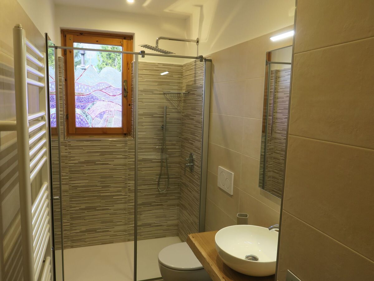 Appartement rez-de-chaussée avec jardin privé à Bezzecca - Photo 11
