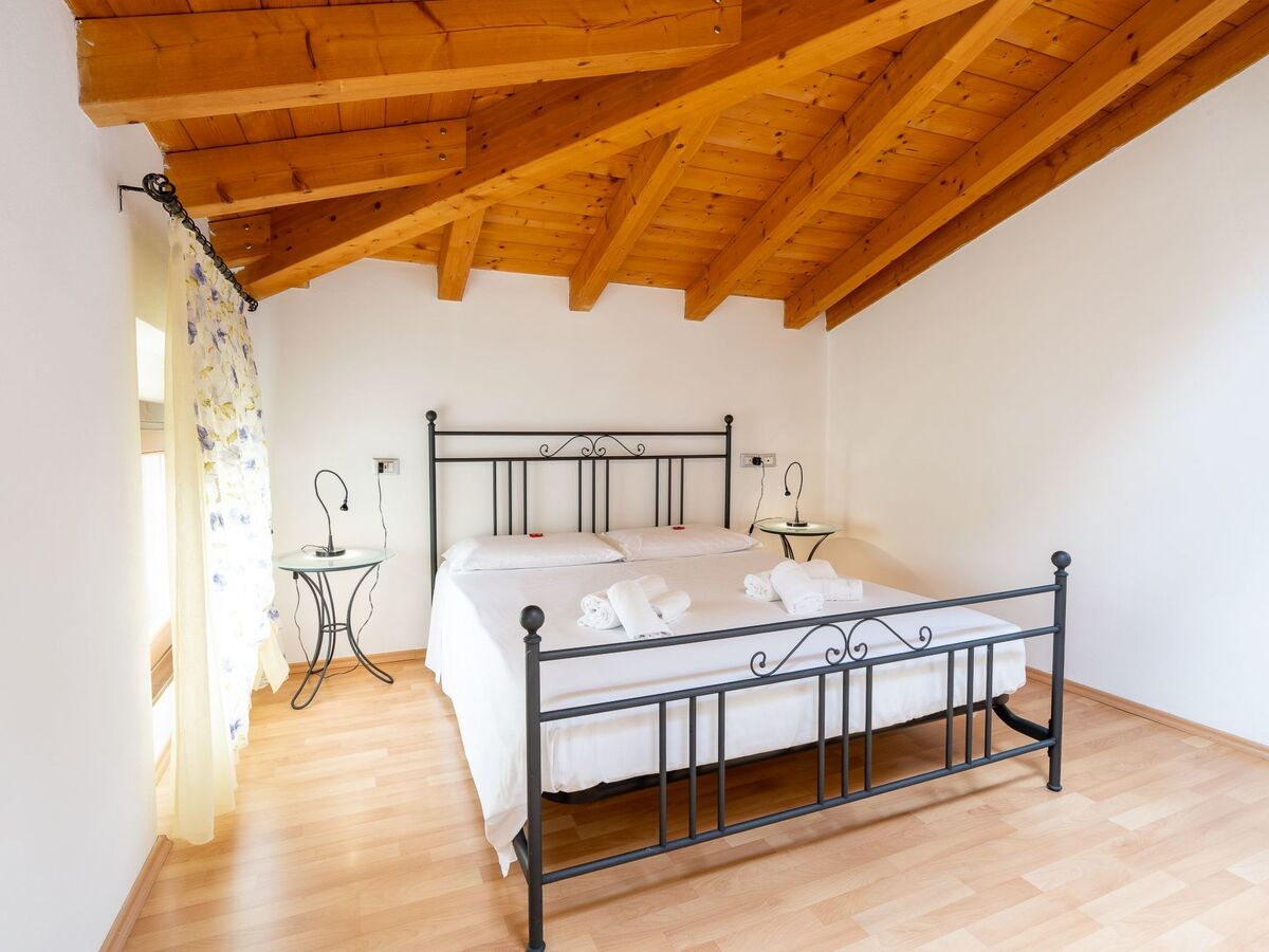 Appartement 3 personnes avec piscine chauffée près du Lac de Garde - Photo 8