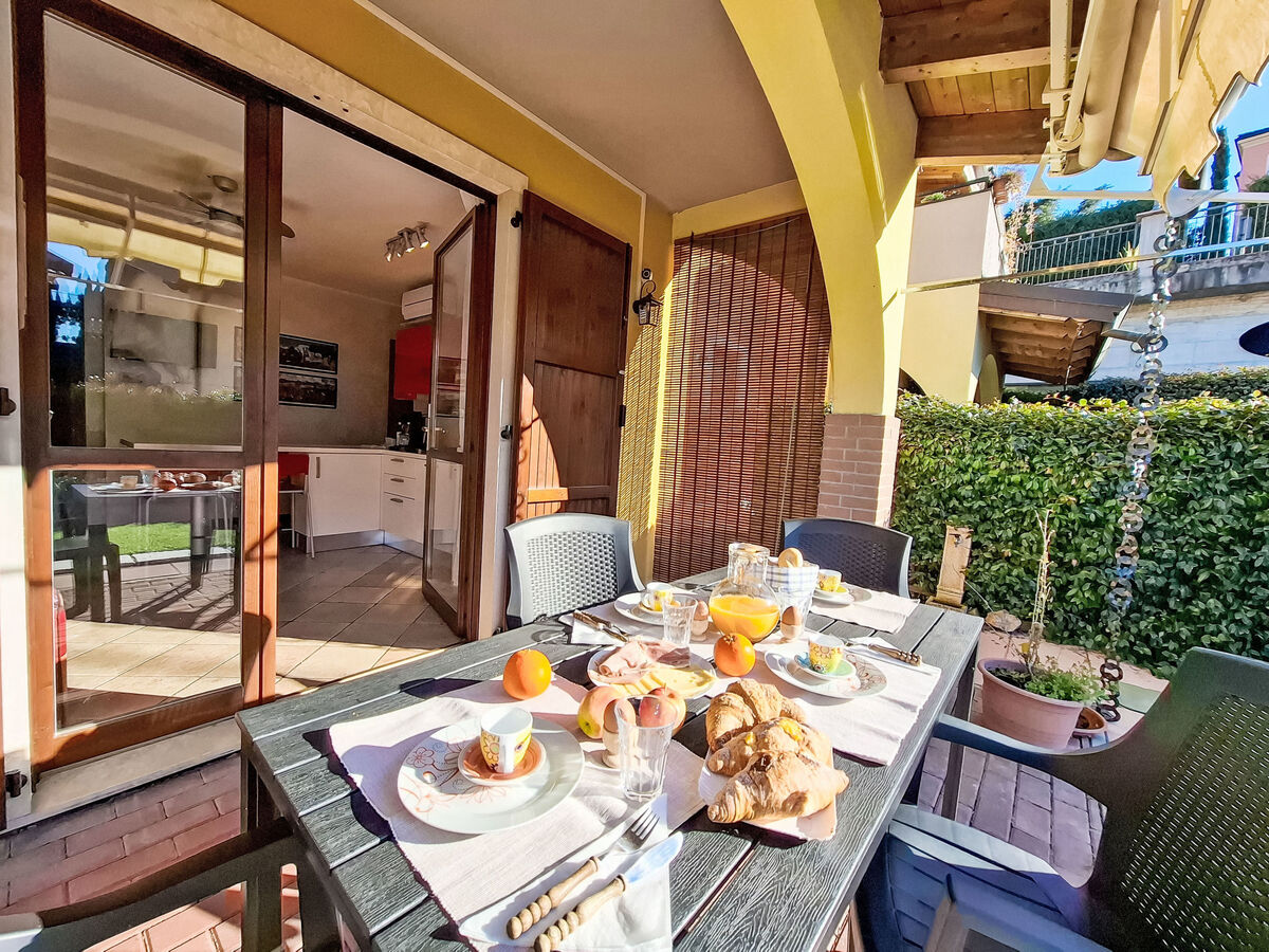 Appartement 5 pers. avec jardin clôturé à Colà - Photo 8
