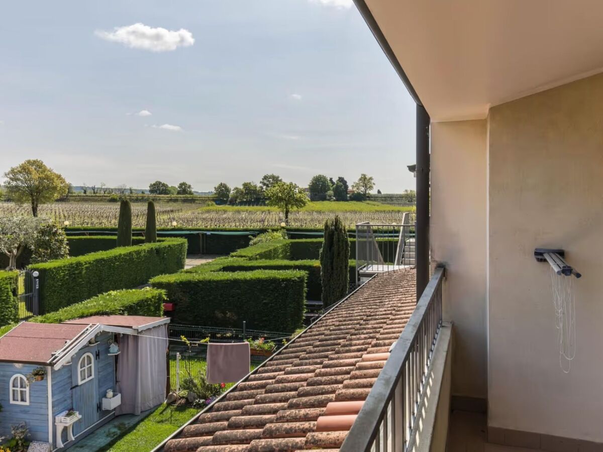 Appartement 3 pers. à Colà : terrasse vue vignobles - Photo 16
