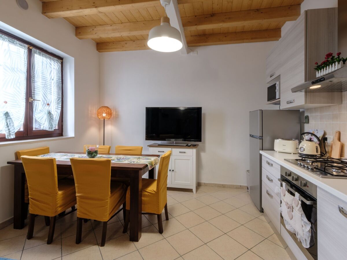 Appartement 6 pers. Castelnuovo del Garda, proche Gardaland - Photo 3